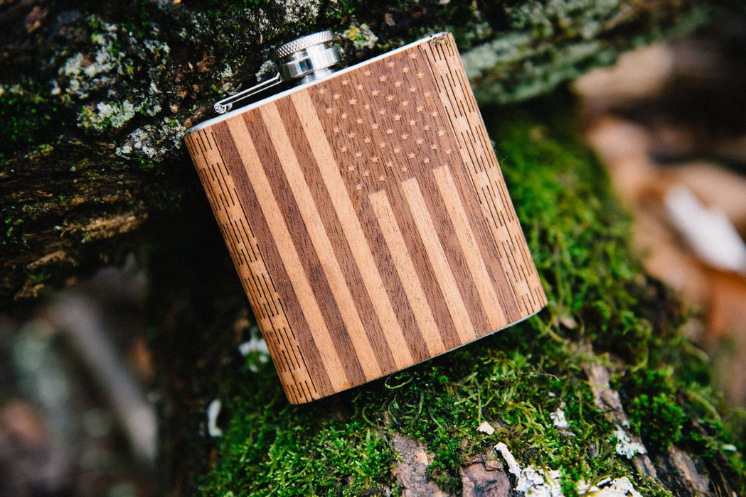 WUDN - 6 oz Wooden American Flag Hip Flask